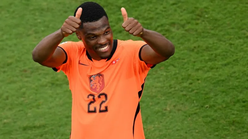 Real Madrid je iz milanskega Interja pripeljal Denzla Dumfriesa