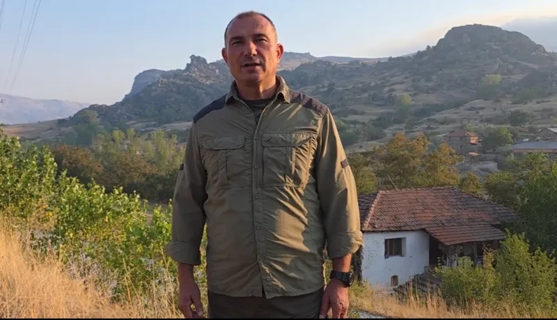 Доброволни пожарникари го спасија селото Бонче од голем пожар