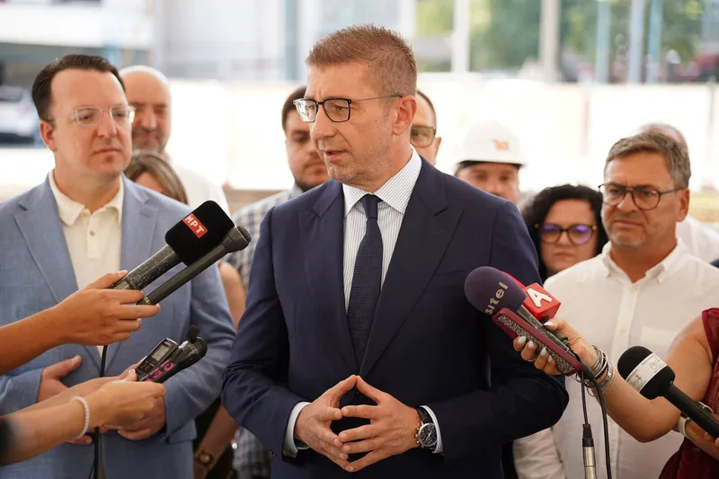 Мицкоски: Македонија безрезервно го поддржува Трамп
