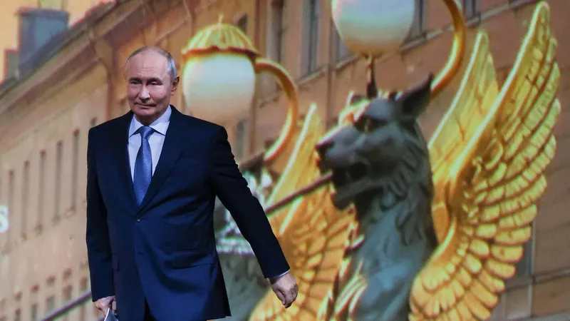 Putin zanika napade na Evropo in napoveduje odgovor na ukrajinske napade