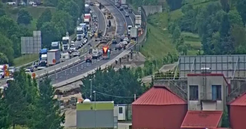 AVP opozarja na močno povečan promet v Sloveniji zaradi praznika telovo