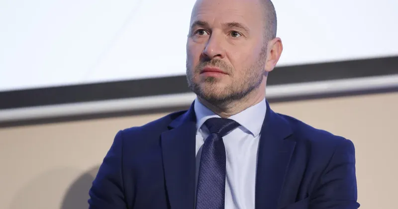 Sodišče odredilo zaseg dokumentacije NSi zaradi suma obvodnega financiranja
