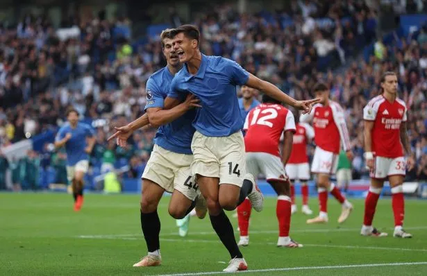 Manchester City prevzel vodstvo v Premier League, Benjamin Šeško poškodovan