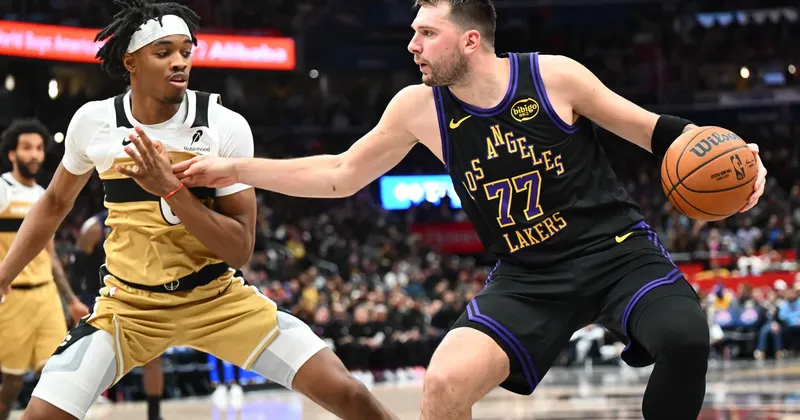Luka Dončić z zgodovinskim trojnim dvojčkom do zmage Lakersov v Washingtonu
