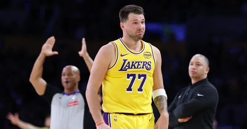 Luka Dončić z 38 točkami popeljal Los Angeles Lakers do zmage nad Clippers