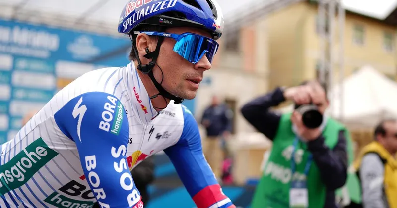 Mathieu van der Poel dominira, Primož Roglič pa se vzpenja v skupnem seštevku