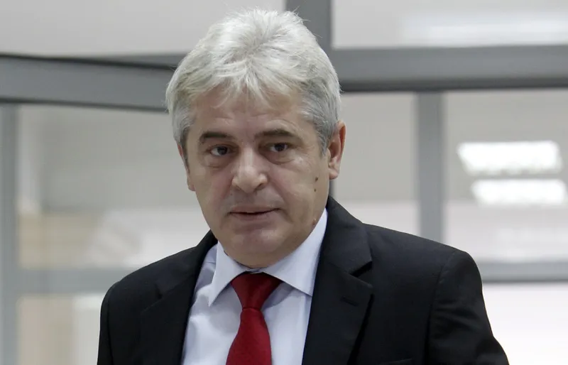 Стојаноска го демантира Ахмети за наводниот договор за предвремени избори