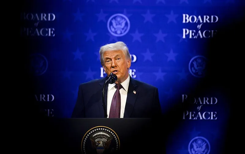 Трамп му даде 48-часовен ултиматум на Иран за отворање на Ормуската Теснина