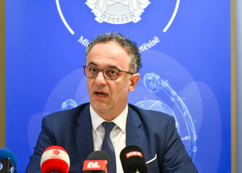 Министерот Азир Алиу пред реконструкција на Владата: Функцијата не е лична