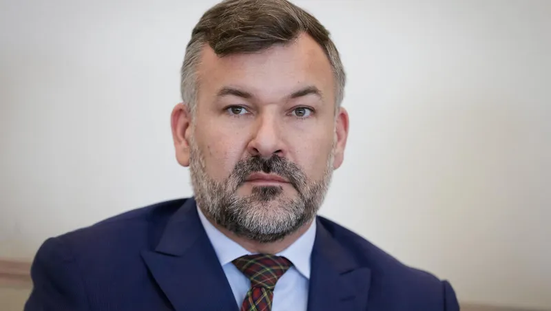Odvetnik Jože Oberstar v posnetkih razkriva domnevno korupcijo na Darsu