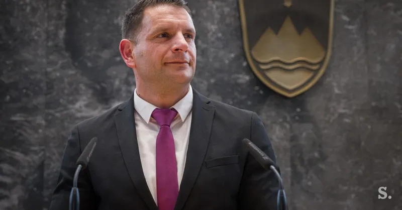 Zoran Stevanović ob napovedanem obisku Srbije o statusu srbske manjšine