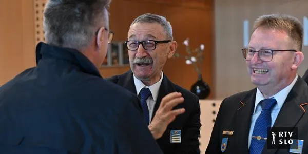 Vlada razrešila Behina, Šestan novi vršilec dolžnosti direktorja URSZR