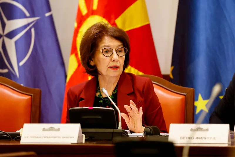 Државниот врв упати честитки до муслиманските верници за Курбан Бајрам