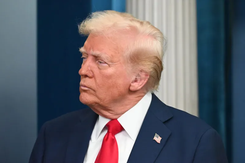Трамп ја повлече поканата до канадскиот премиер Карни за „Одборот за мир“
