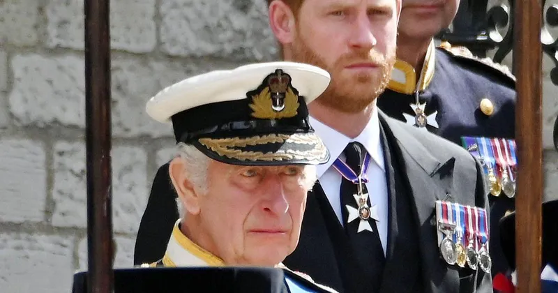 Harry in Meghan se z otrokoma vračata v Veliko Britanijo